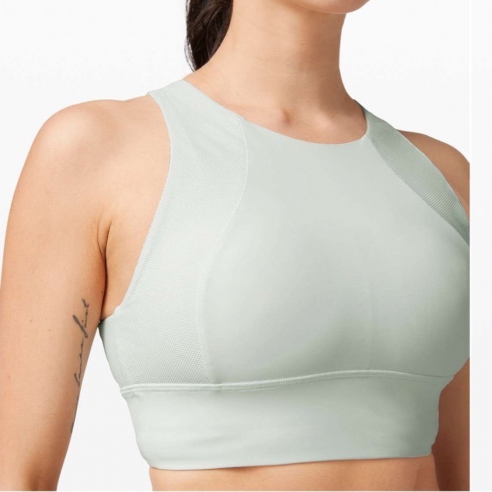 Lululemon Set Challenger Bra Island Mist Green Size 2 W2BVBS High Neck Mesh Back